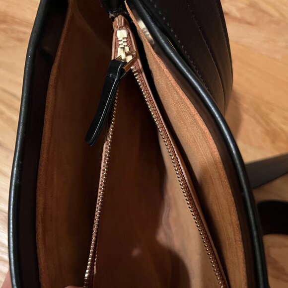 Advene Duet Crossbody - Picture 4 of 6